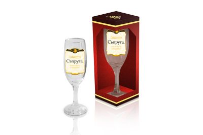 Подарък чаша със столче и кутия Невероятна съпруга